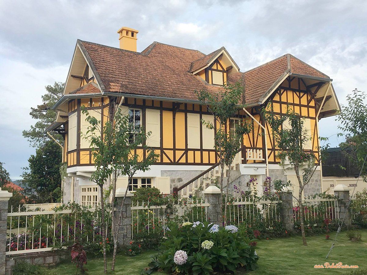 Đất nền Biệt thự cách trục Đường chính Măng Lin 10m, cách Hồ Xuân Hương 8km, view đồi thông, thích hợp an cư nghĩ dưỡng, giá chỉ 6,4tỷ