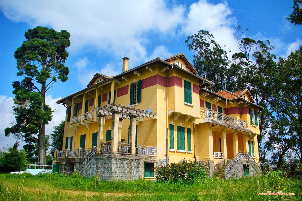 Đất nền biệt thự, diện tích 615m2, cách hồ Xuân Hương khoảng 3km, view đẹp, ô tô tận nơi, phù hợp xây khách sạn, giá chào bán 43 tỷ