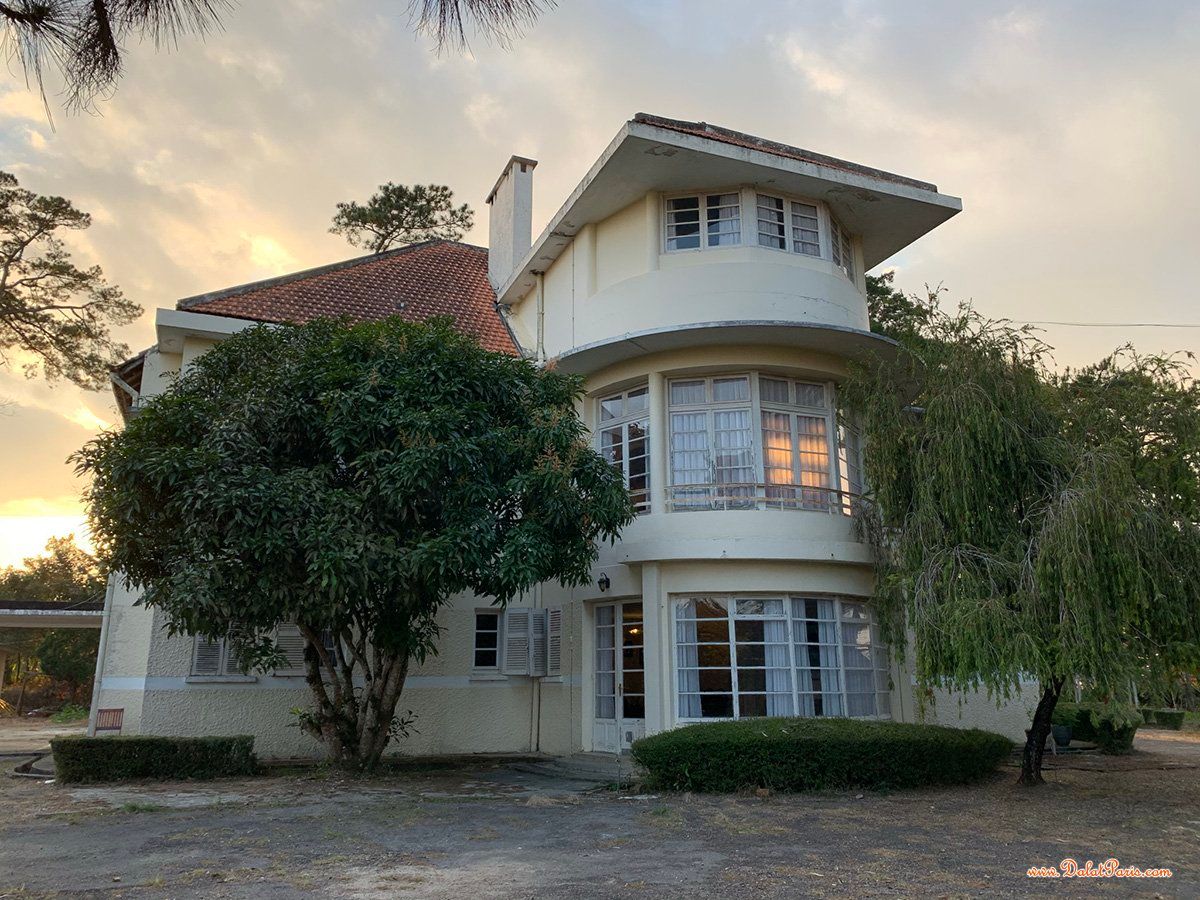 Đất nền Biệt thự đường Cao thắng, Phường 7, gần trung tâm TP .Đà Lạt, thích hợp phân lô bán nền, xây Biệt thự nghỉ dưỡng, cách Hồ Xuân Hương 6km, giá 7.5ty