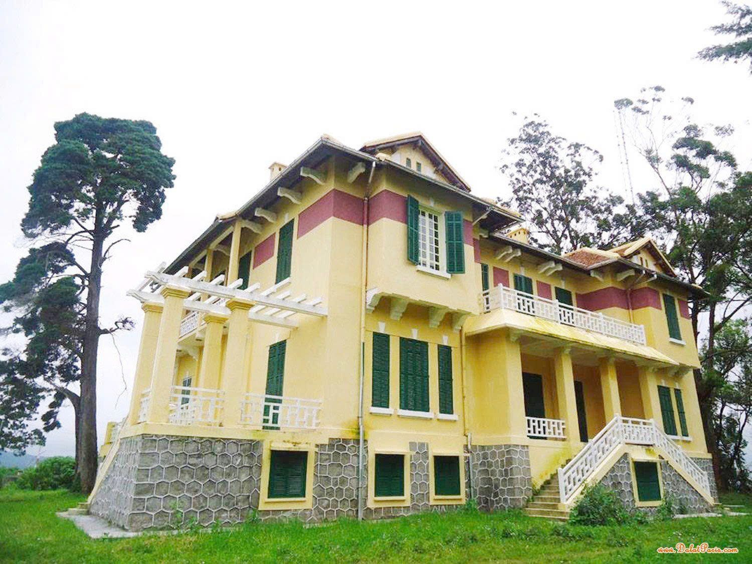 Đất liên kế DT 99.57m2 đường Phù Đổng Thiên Vương. Gần Ngã trường ĐH Đà Lạt, cách HXH khoản 2km, đường ô tô. Thích hợp an cư, xây căn hộ dịch vụ. Giá 9.5 tỷ